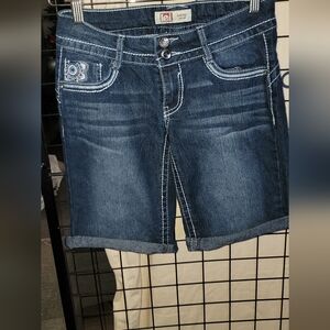 LEI Stylish Blue Denim Shorts Size 1